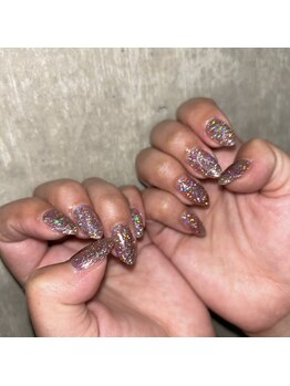 リリー 沖縄新都心(Lily)/フラッシュを焚くと、、!