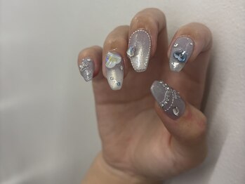 インザピンクリリー(in the pink LILY)/キラキラネイル/ブルーネイル