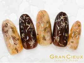 絵画風ニュアンスネイル