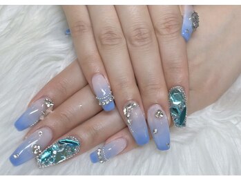 アーク(Ark)/ブルーキラキラネイル☆戸部担当