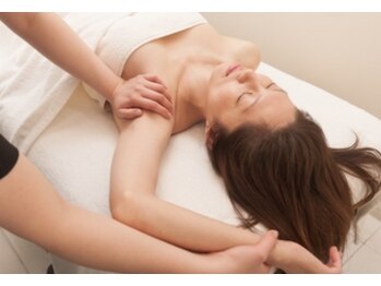 サロンドナチュール 呉服町店/腕のストレッチ