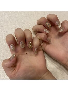 大人気ハンドネイル