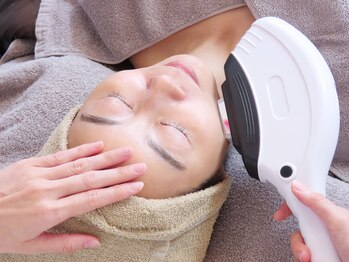 ラエッセ 目黒 白金台店(LAESSE)/最新光フェイシャル