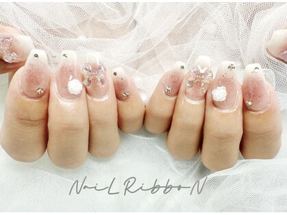 アイラッシュ アンド ネイル リボン 池袋店(RibboN)の写真