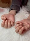 ワンカラーのナチュラルネイル