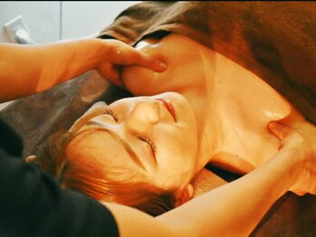 ラグーン(Lagoon)/筋膜リリース＆幹細胞導入