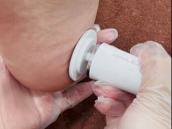 グロウ センター南(GLOW)の写真/【フットワンカラー+角質除去¥8000】ガサガサかかともふわふわに♪[センター南/センター北/横浜市営地下鉄]