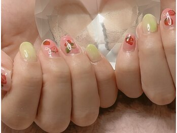 いちごネイル