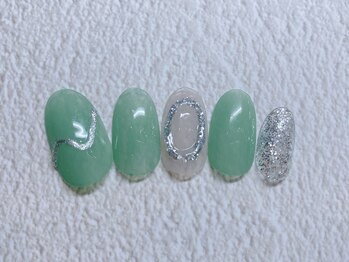 アミュレット(AMULET)/7月定額　4950円(税込)