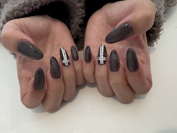 ワイグロウ(yglow.)/フラッシュ＋2本デザイン