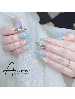 オーラネイル(Aura Nail)/主役級キラキラネイル