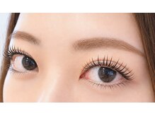 モアルー(Moelleux)の雰囲気（長さや細さは関係なく一重、奥二重の方も品よくキレイに）