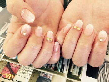 ネイルサロンアンドスクール クリシュナ(nail salon & school Krishna)/