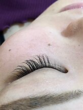 フリルアイビューティ 豊中店(Frill Eye Beauty)/