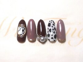 ダルメシアンネイル￥10000
