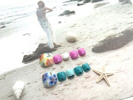 ペイントタッチフラワーネイル