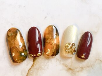 アミネイルズ(AmiNails)/べっ甲ネイル♪