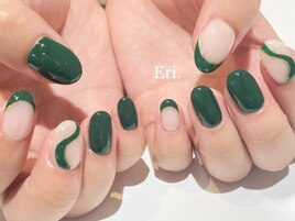 グリーンフレンチネイル
