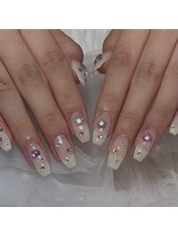 キラキラ☆宝石ネイル