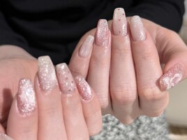 甘めフェミニンネイル