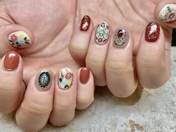 ネイル スタジオ イナンナ(Nail Studio INANNA)/ししゅうネイル♪