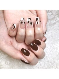 牛柄ネイル