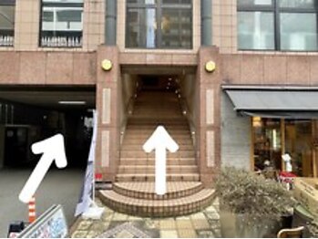 メンズオーシャンブルー/ラ・コルテ大名ビル