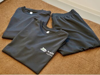 エムベース(M-BASE)/無料レンタルウェア