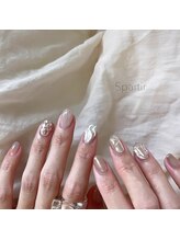 エスパルティール(Spartir)/ちぐはぐネイル