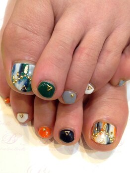 エスフィーネイルサロン ブリーユ(Esfy nailsalon Brille)/ニュアンスフットネイル
