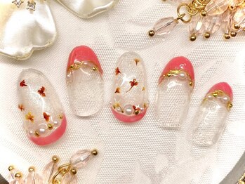 ビューティー マイラ(beauty MyRA)の写真/繊細なデザイン/カラー/ケア/仕上がりにこだわる大人女性がこぞって通う隠れ家サロン。自爪育成も◎