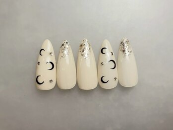 グロッシー ネイル 爪屋(Glossy nail)/施術者 ネイリストYOU