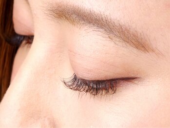 パティオアイラッシュ(Patio eyelash)/セーブル(SSCカール) 上下