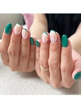 ジェルメ(germer)/グリーンと透け感のあるヒョウ柄