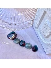 デフィ(defi)/キラキラ夏フットネイルデザイン