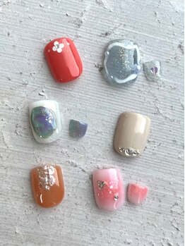 ティアラ(TIARA)の写真/【定額アート×フワフワかかと☆】長崎でも稀少なセットコース！足裏全体の角質除去もできて魅せる足元に♪