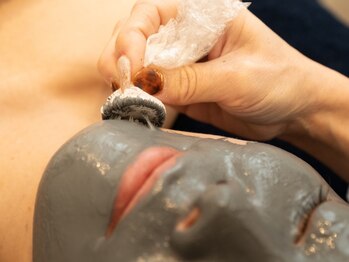 ヒフミ(hifumi.)の写真/＼新感覚！／マグネットの力で肌細胞を活性化★お肌の奥から潤いを与えハリツヤUP！憧れの水光肌へ♪