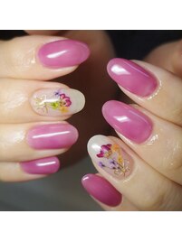 【押し花ネイル】