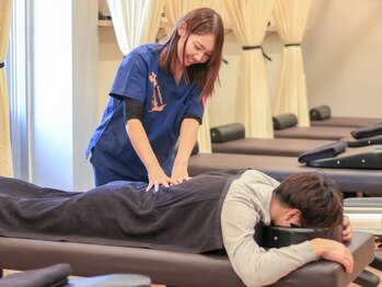 読売ランド前駅のはり灸整骨院の写真/《メンズにも大人気★》デスクワークによる眼精疲労/頭痛/腰痛改善¥3000~ご用意!仕事の合間にサクッと改善!
