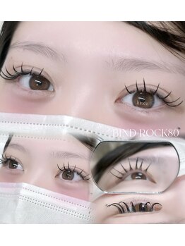 ルネア(lunea)の写真/ふわっと濃くてずっとキープ かわいい束感まつげ♪