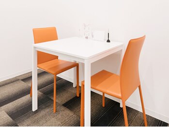 ドマーニプラス 岐阜シティタワー43店(DOMANI PLUS.)/カウンセリングスペース