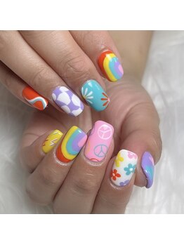 モモ(Momo)/ビタミンカラーネイルアート