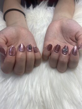 マンマ ディ ビビ ネイル(mamma di vivi nail)/