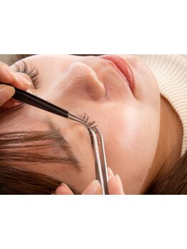 ボリュームのある目元にしたい