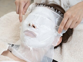 ミオ(MIO)の写真/≪ナノスピアで肌深部から溢れるハリ感≫30,40代から気になるエイジングケアでハリ艶UP!いつまでも若々しく