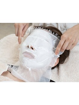 ホウレイ線・たるみ改善！予防ケア