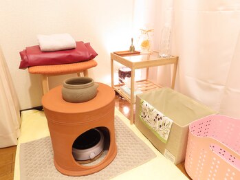 アイリー/手作り黄土100%の座器と壺使用!