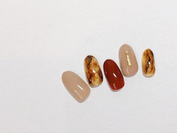 ネイルアンドアイラッシュサロン ミッタ(Mitta)/¥7800-