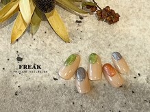 フリーク(FREAK)/スキンベージュ×マグネット