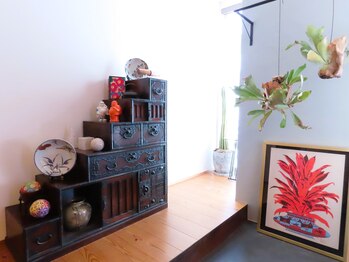 ノーモウ 光の森(NO MOU)/内観